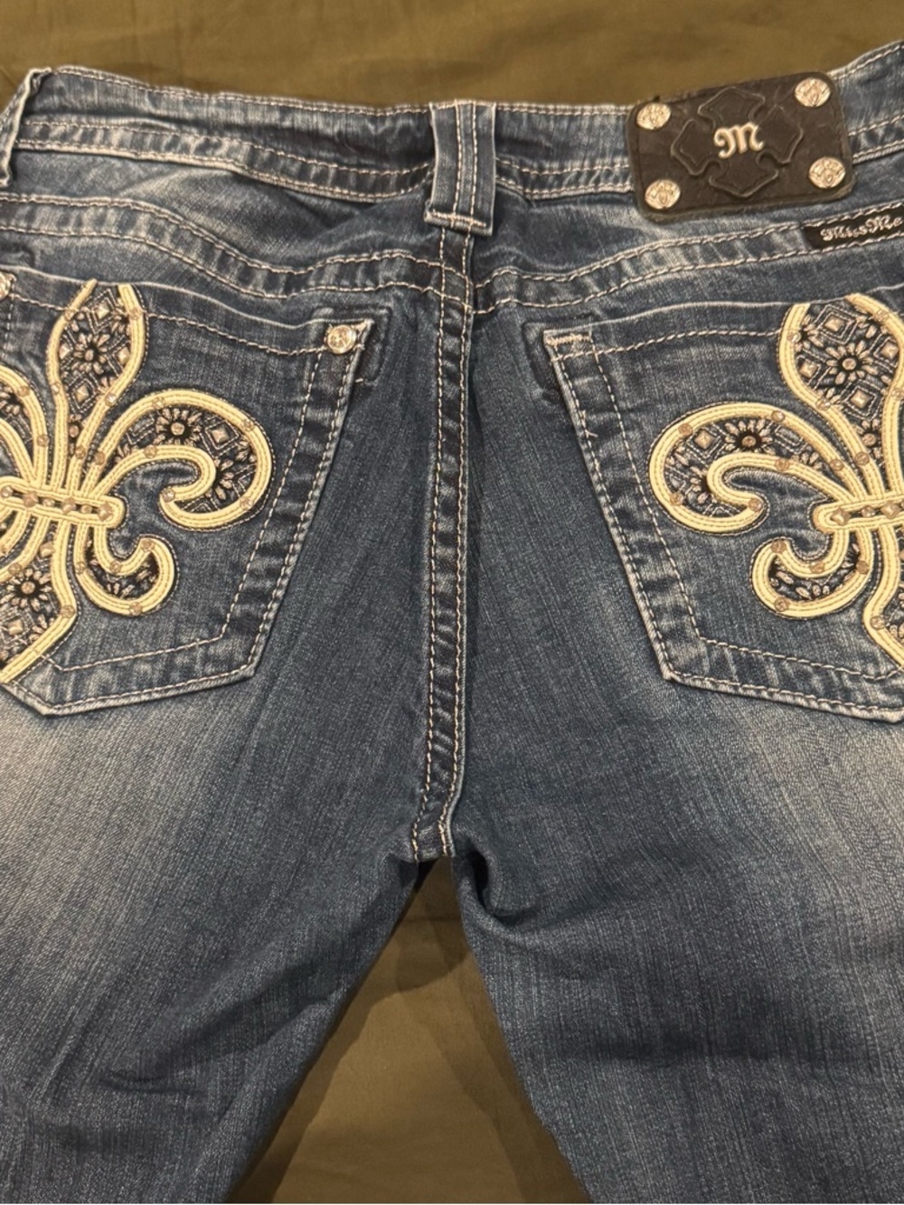 Miss Me Women's Boot Cut Jeans with Embroidered Fleur-de-Lis - Blue
